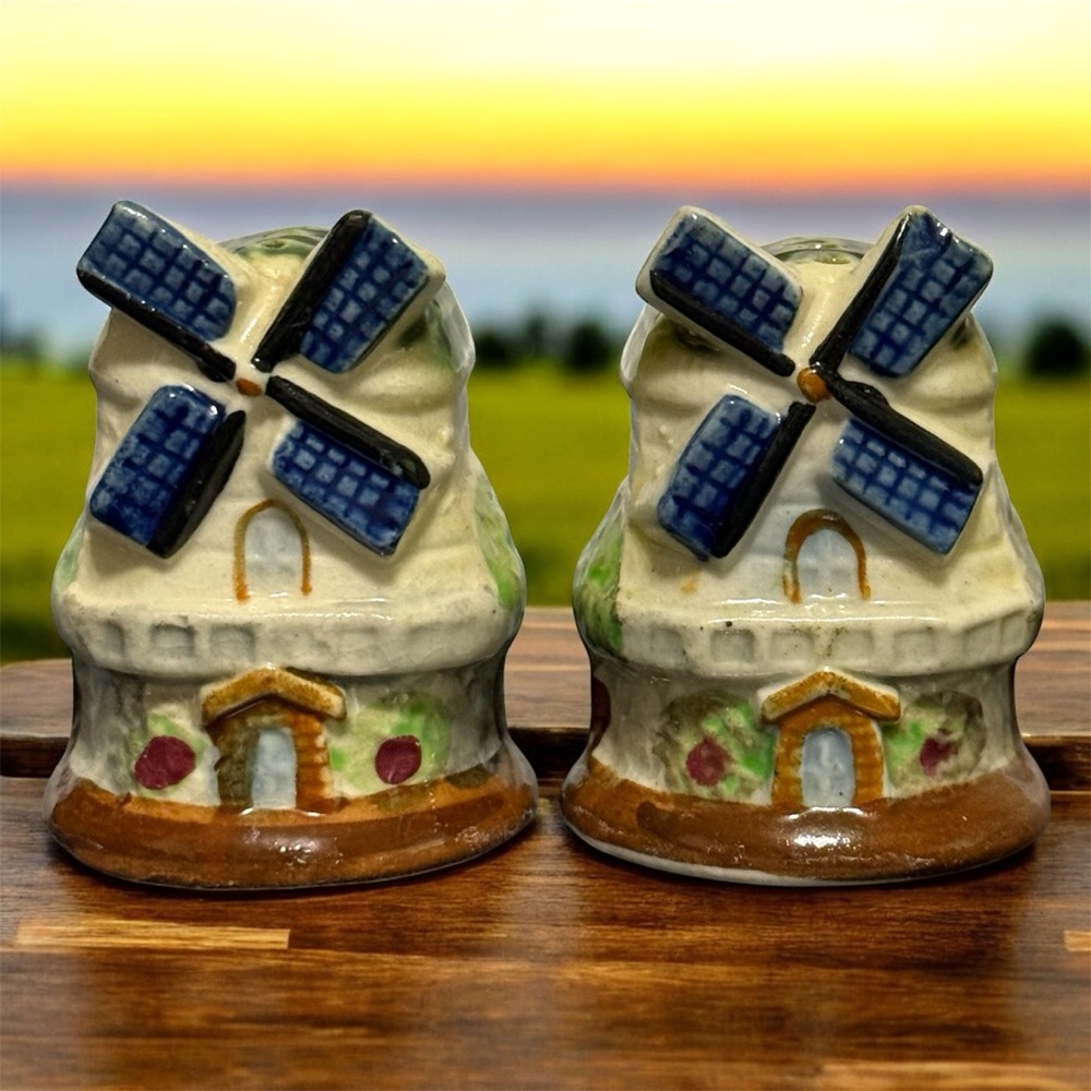 Vintage Dutch Windmill Cottage Salt & Pepper Shakers made in Occupied Japan